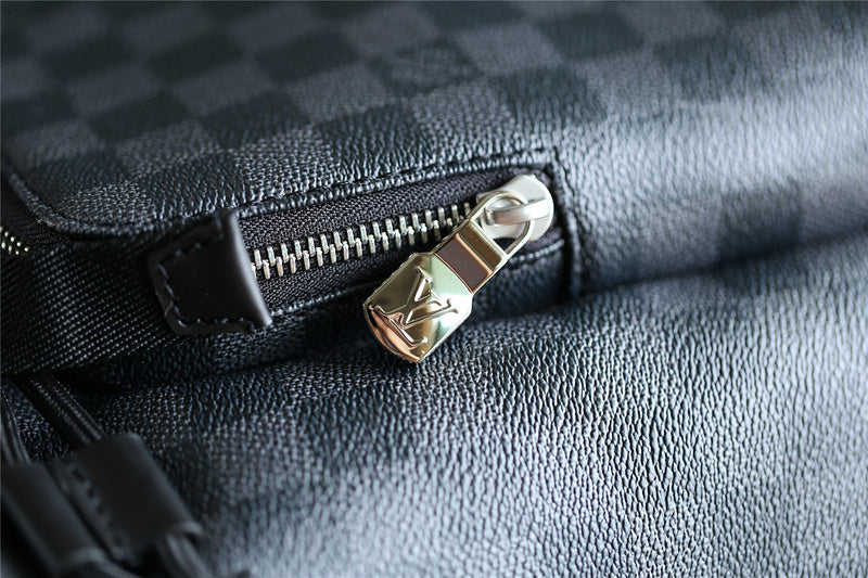 Franco Shops - Louis Vuittons  - 9757