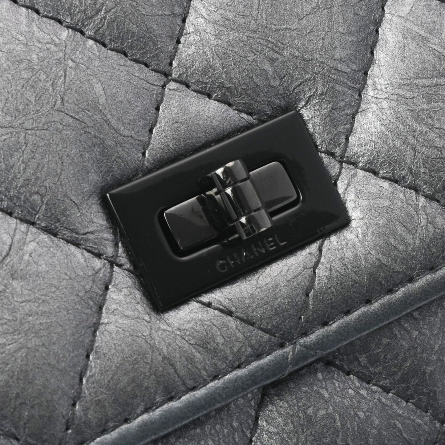 Chanel 2.55