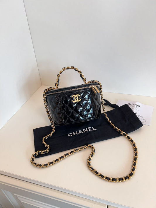 Chanel handle vanity case chip bag patent leather *cm black