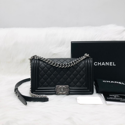 Le Boy Old Medium Caviar Black RHW