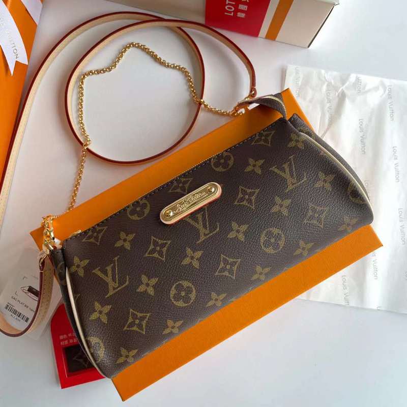 The Franco Shops - Louis Vuittons  - 12099