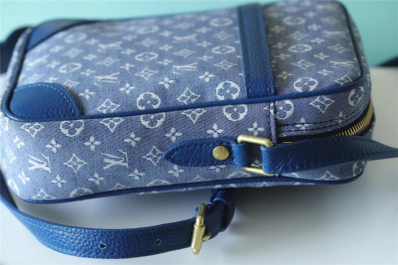 Franco Shops - Louis Vuittons  - 9900