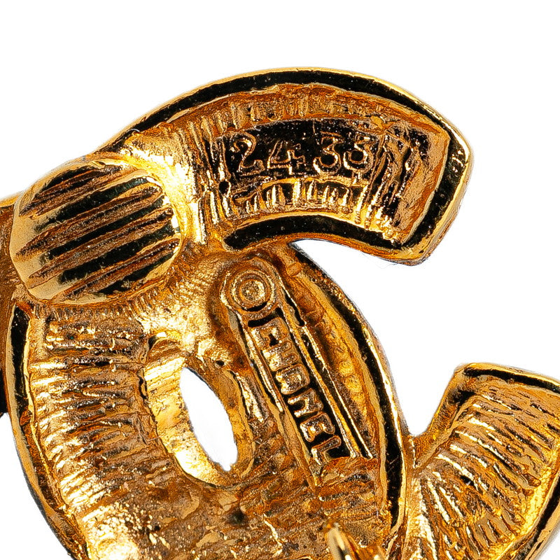 Chanel CC Matelasse Clip On Earrings  Metal Earrings in Excellent condition