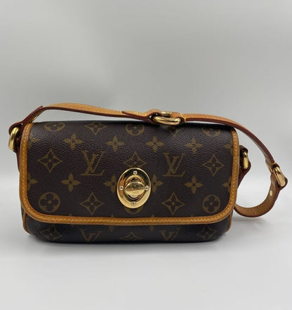 Louis Vuitton Tikal PM Pochette