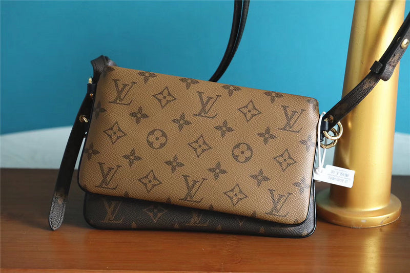 The Franco Shops - Louis Vuittons  - 7799