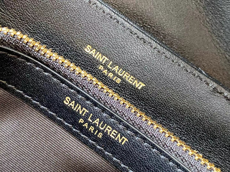 Yves Saint Laurent - Bags