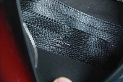 Franco Shops - Louis Vuittons  - 10818