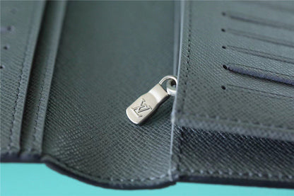 Franco Shops - Louis Vuittons  - 10725