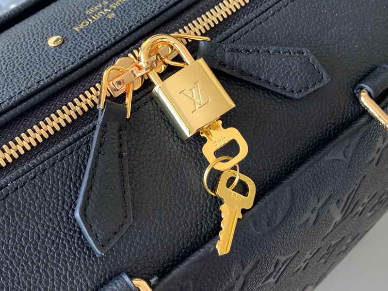 Franco Shops - Louis Vuittons  - 15215
