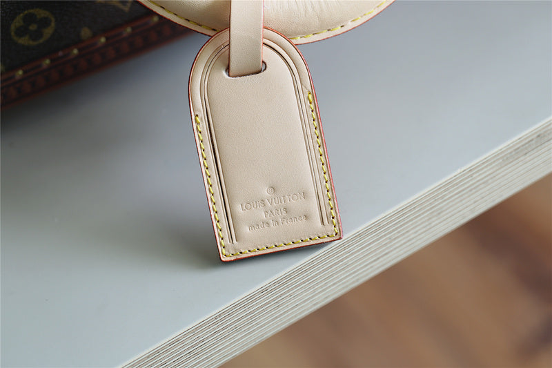 Franco Shops - Louis Vuittons  - 9516