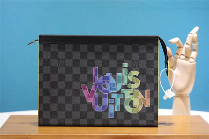 Franco Shops - Louis Vuittons  - 10928
