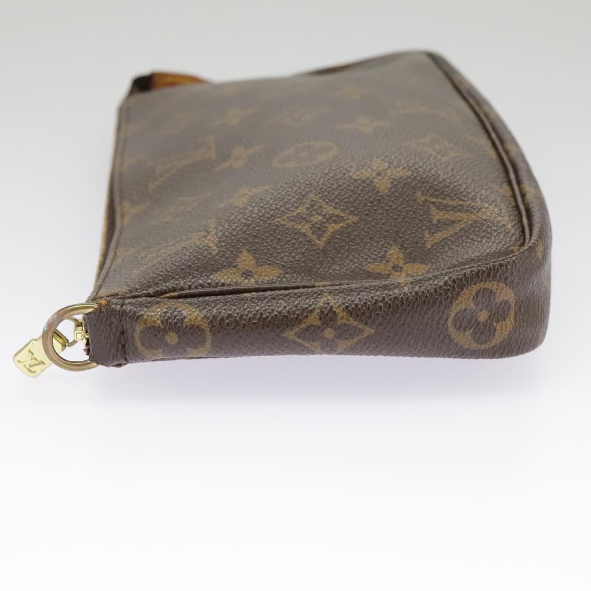 Louis Vuitton Pochette Accessoire  Canvas Clutch Bag