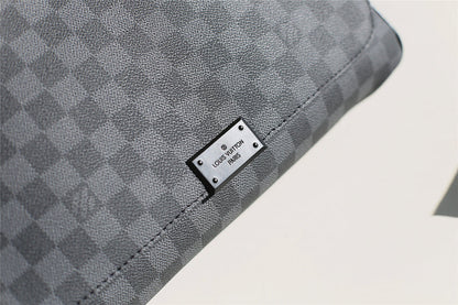 Franco Shops - Louis Vuittons  - 10415