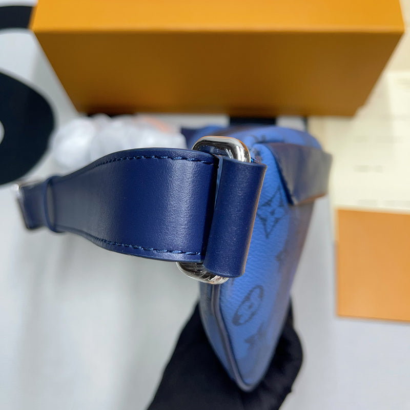 Franco Shops - Louis Vuittons  - 9929
