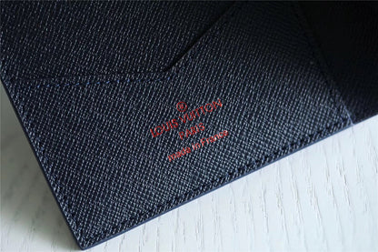 Franco Shops - Louis Vuittons  - 9243