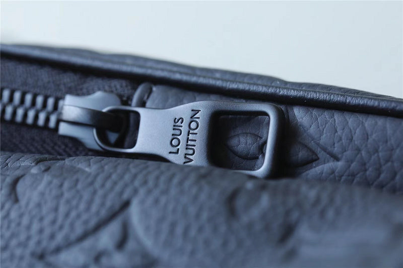 Franco Shops - Louis Vuittons  - 9559