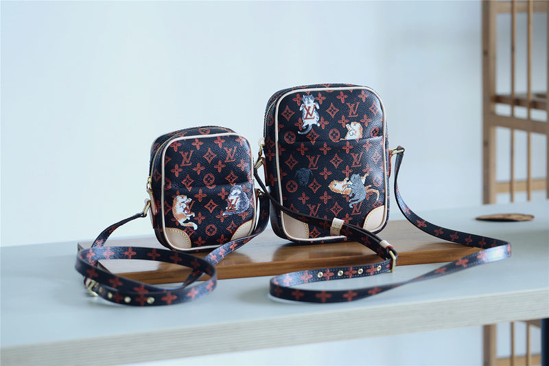 Franco Shops - Louis Vuittons  - 10386