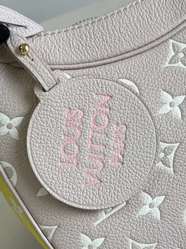 The Franco Shops - Louis Vuittons  - 12039