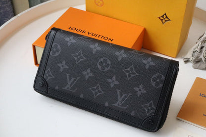 Franco Shops - Louis Vuittons  - 15778