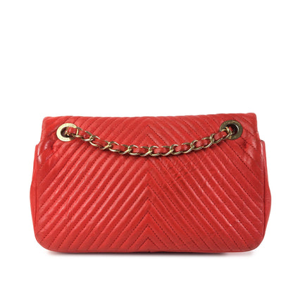 CHANEL Medium Wrinkled Calfskin Quilted Chevron Medallion Charm Surpique Flap Shoulder Bag