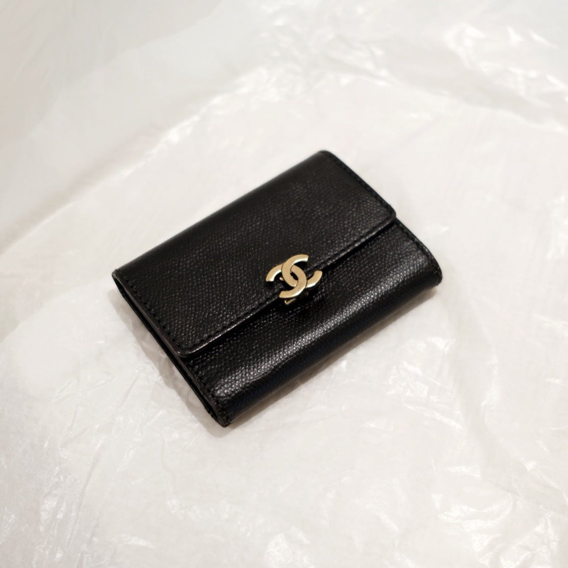 Chanel vintage cowhide flap wallet