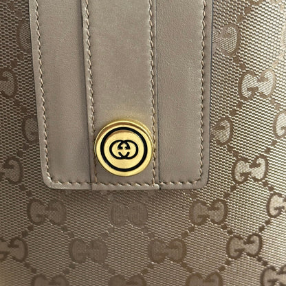 The Swan Messenger -Orvis bags Gucci in Gold