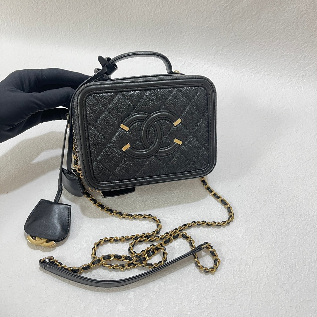 Chanel Filigree Mini Vanity Case 2019 Caviar Leather Black