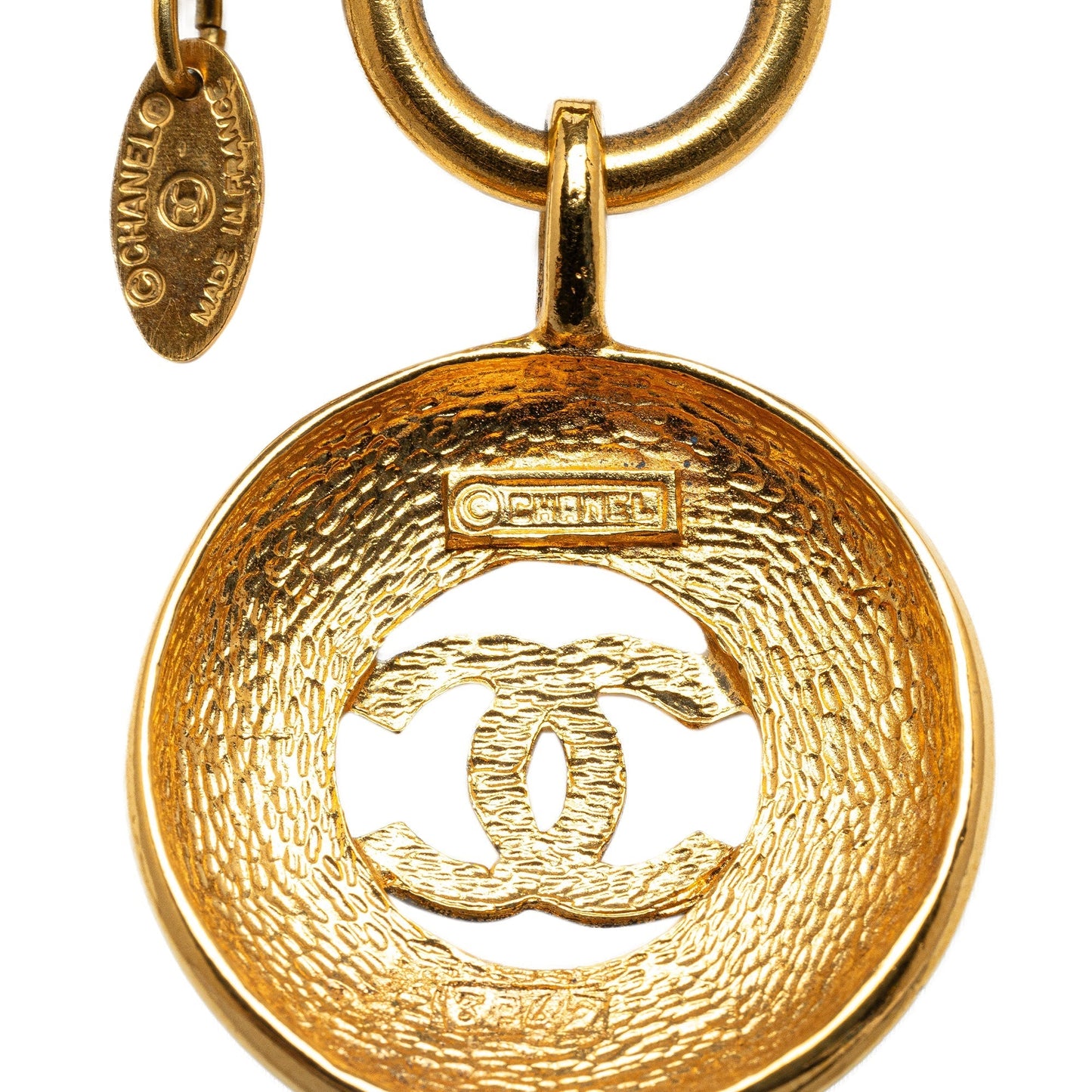 CHANEL CC Round Pendant Necklace Costume Necklace