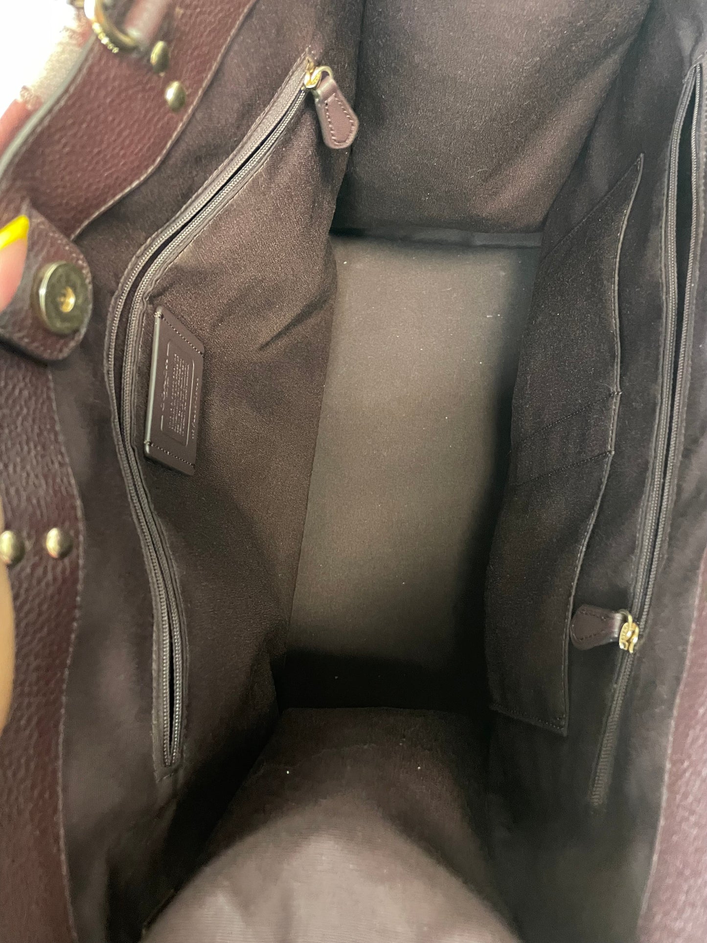 TOTE DESIGNER by COACH In MAROON, Size: LARGE