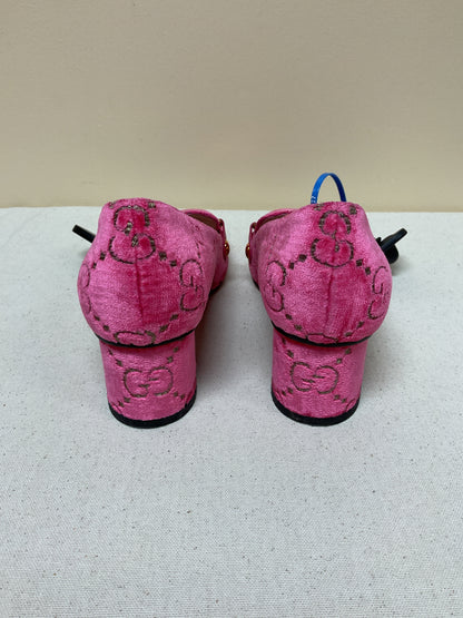 Shoes Luxury Designer By Gucci In Pink, Size:6