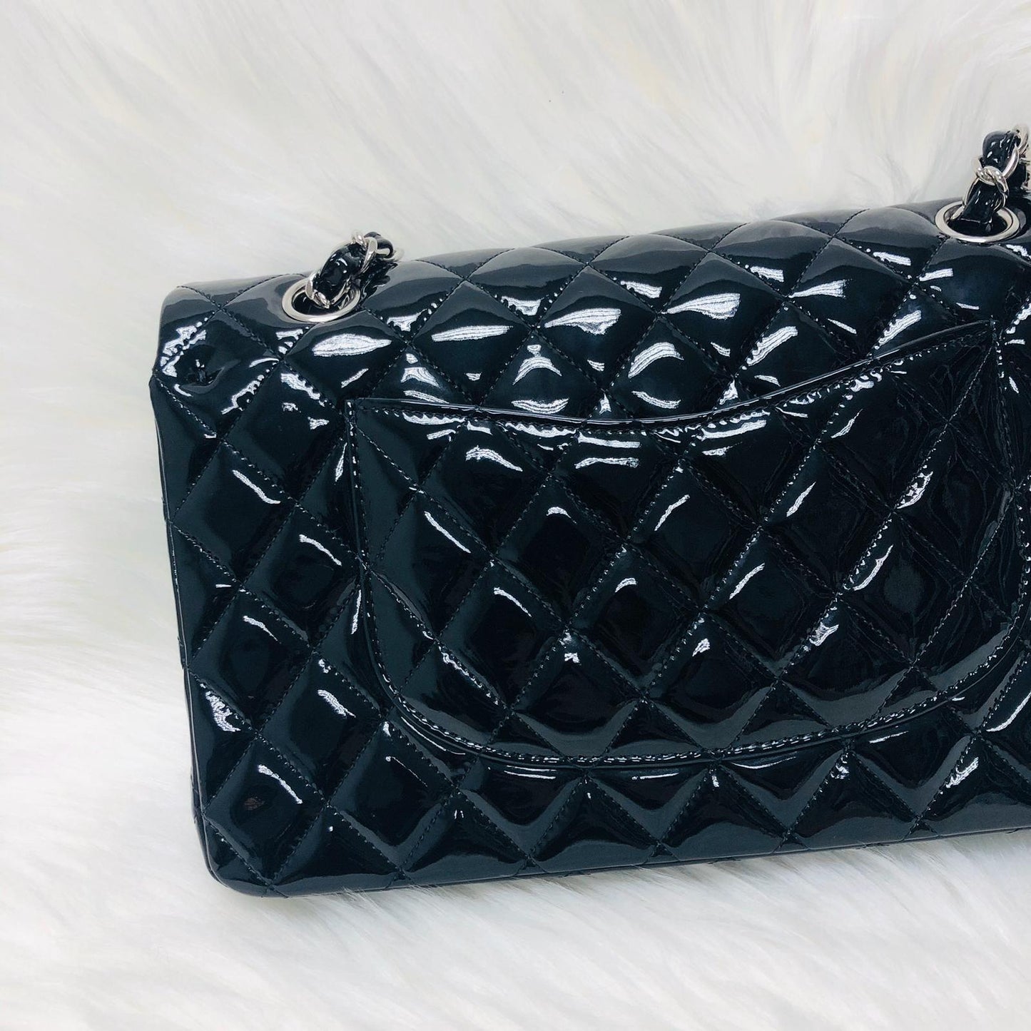 Classic Double Flap Patent Leather M/L SHW Black