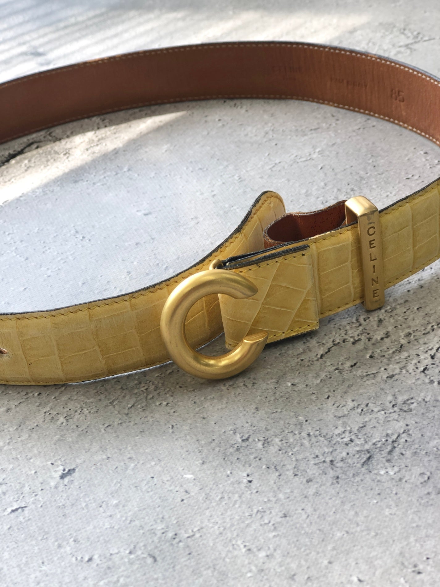 CELINE C Logo Leather Belt Beige Vintage v3ejh6