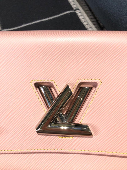 Louis-Vuitton Empreinte Daily Pouch Rose Poudre