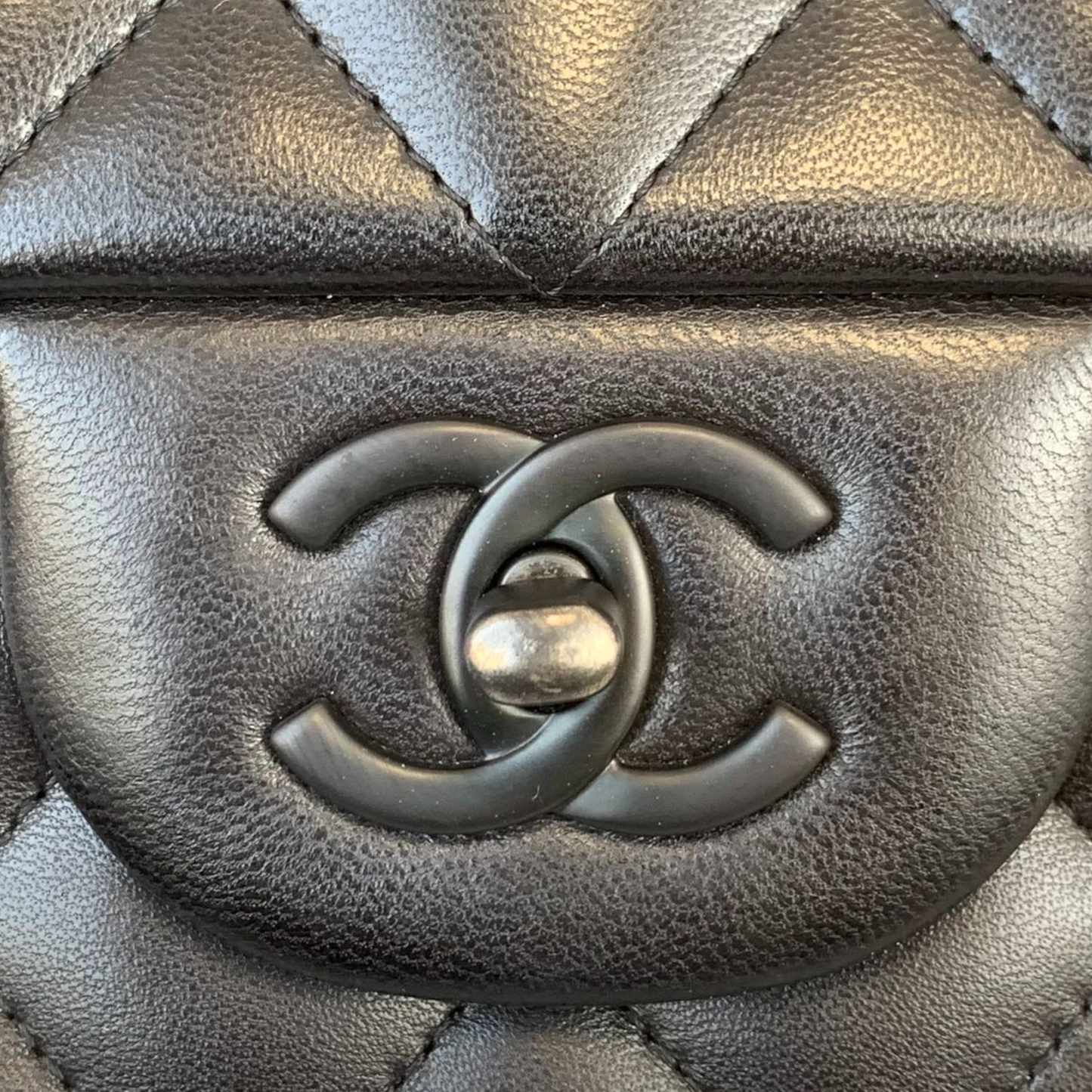 Jumbo Double Flap Lambskin So Black