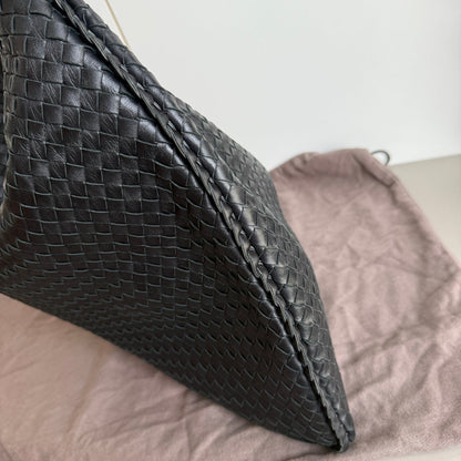Bottega Veneta Veneta Hobo Maxi Black Leather 52cm