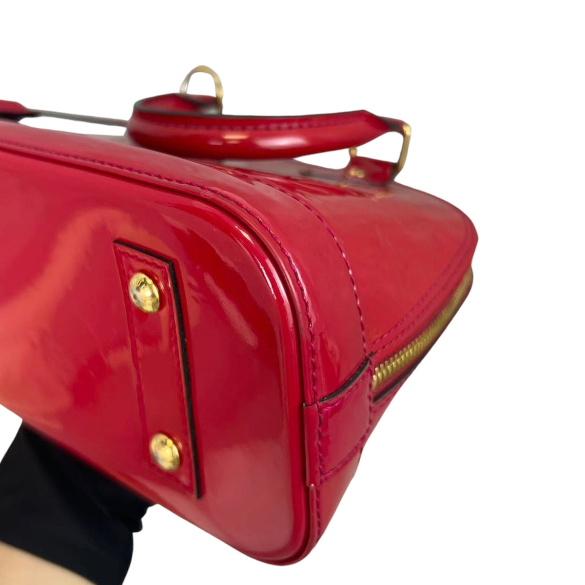 Louis-Vuitton Alma BB Vernis Leather Pink GHW