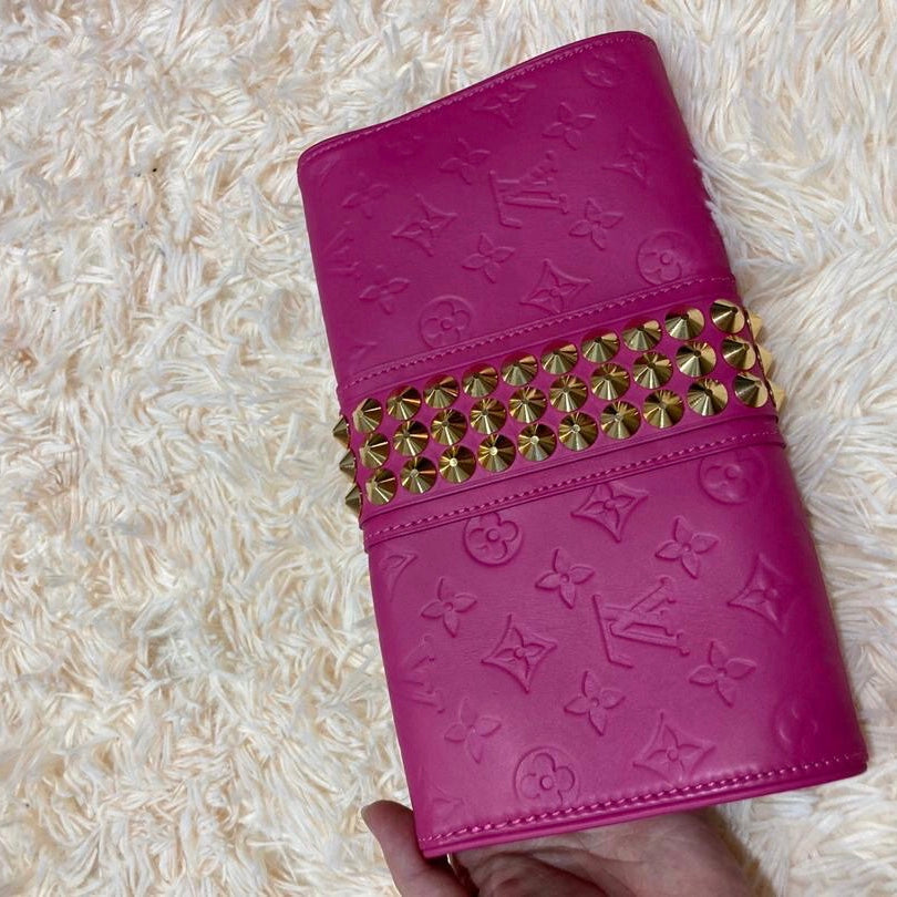 Louis-Vuitton New of Sarah Wallet in Dark Purple Vernis