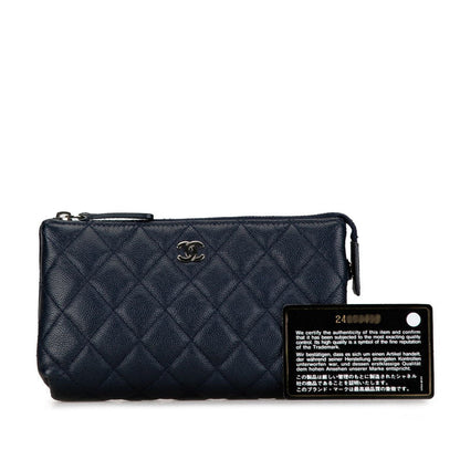 Chanel Quilted Caviar Makeup Pouch Leather Vanity Bag in Good condition