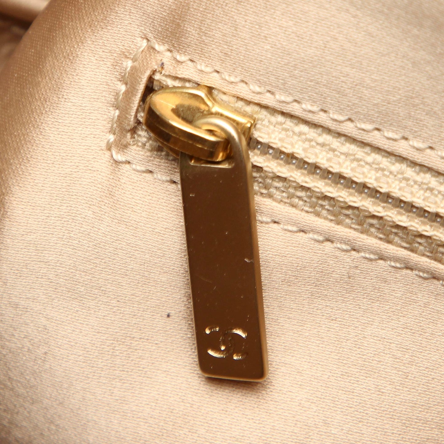 Classic Bubble Lambskin Shoulder Bag Brown