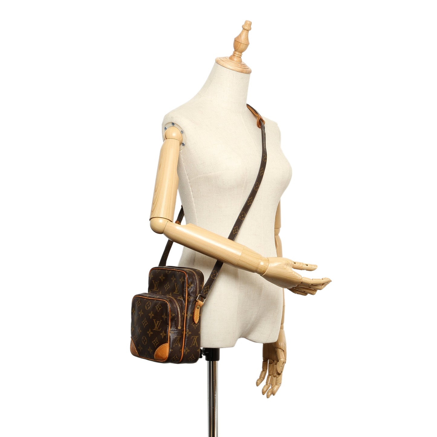 Louis-Vuitton Monogram Amazone Brown