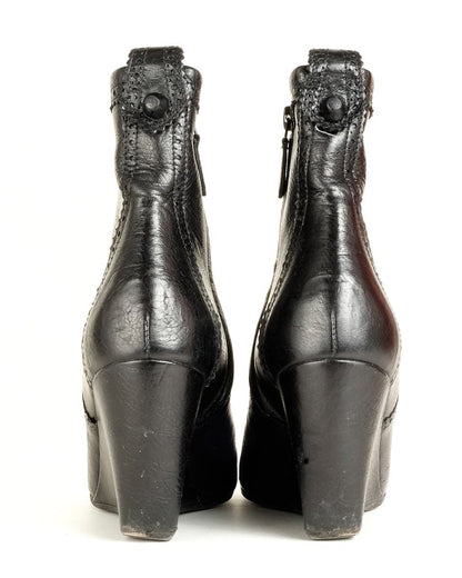 Balenciaga Black Leather Round Toe Booties 39.5