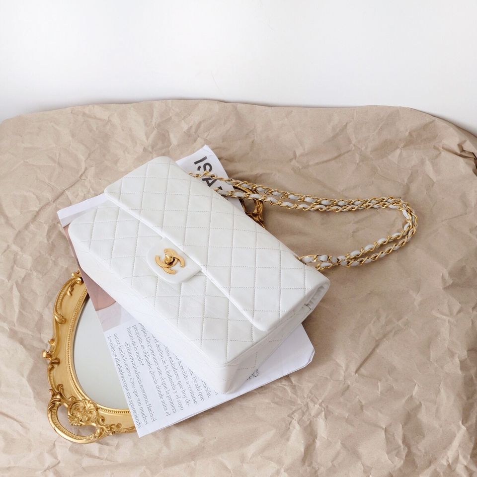 Chanel vintage classic flap bag 25cm