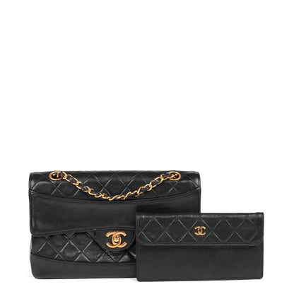 Chanel Black Quilted Lambskin Vintage Medium Classic Single Flap Bag with Wallet Shoulder Bag