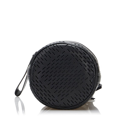 Luxury Bottega Veneta Perforated Leather Paper Bucket Bag (SHG-Vjn6CF)