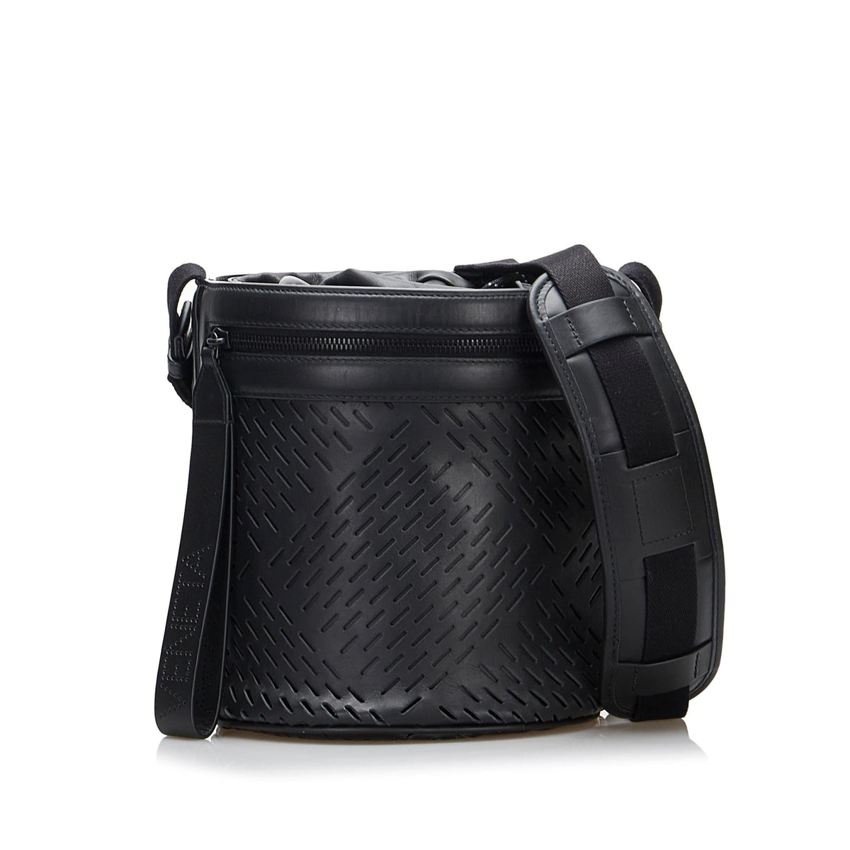 Luxury Bottega Veneta Perforated Leather Paper Bucket Bag (SHG-Vjn6CF)