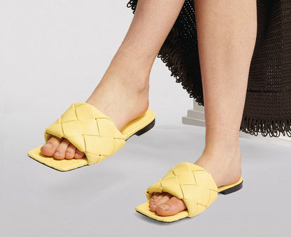 BOTTEGA VENETA LIDO QUILTED NAPPA LEATHER FLAT MULES
