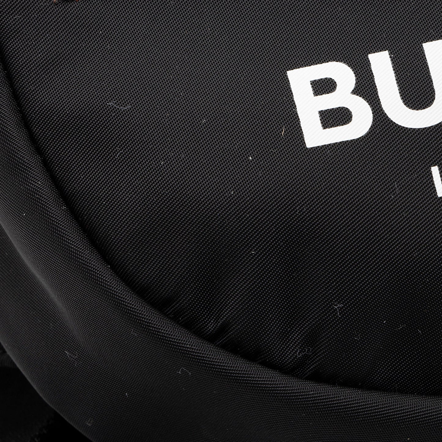 Burberry Econyl Logo Cannon Small Bumbag (SHF-6U7Stx)