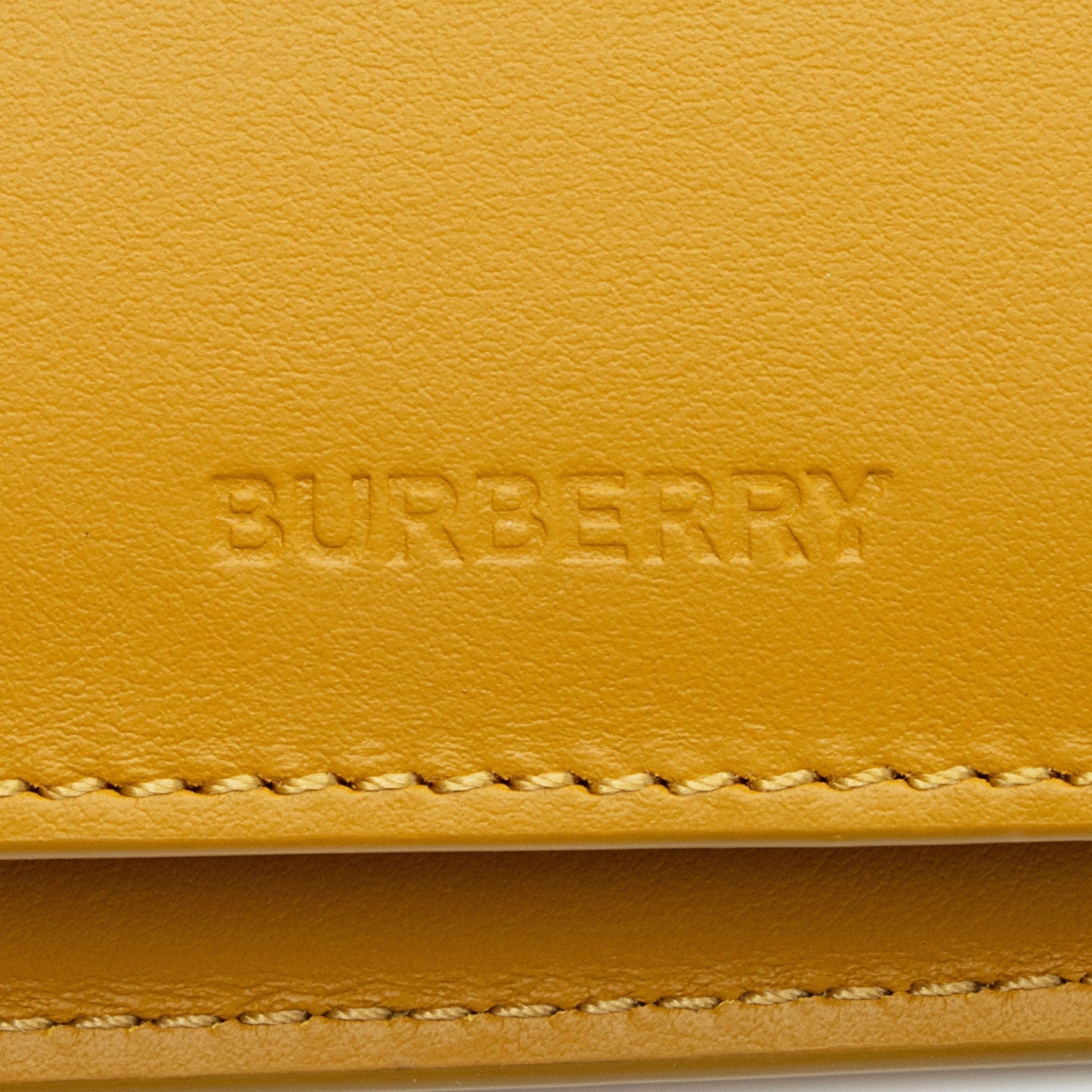 Burberry Leather Logo Bi-Fold Wallet (SHF-jCmrlm)