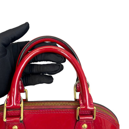 Louis-Vuitton Alma BB Vernis Leather Pink GHW
