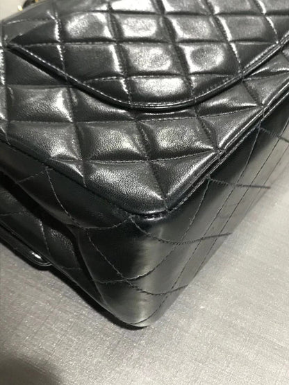 Vintage Lambskin Double Flap M/L with GHW In black